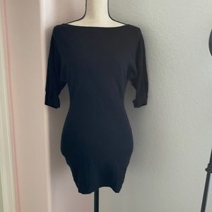 Boatneck three quarter sleeve synch waste tunic xs